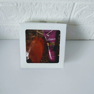 20 CAIXAS 12X12X4 BRANCA OU KRAFT TAMPA QUADRADA OU CORAÇÃO em Oferta na Shopee