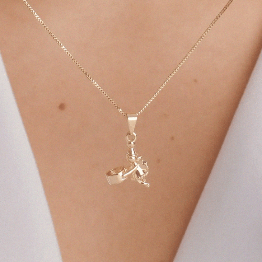 Colar Gargantilha Corrente com Pingente Fada Do Dente Banhada Folheada Ouro 18k em Oferta na Shopee