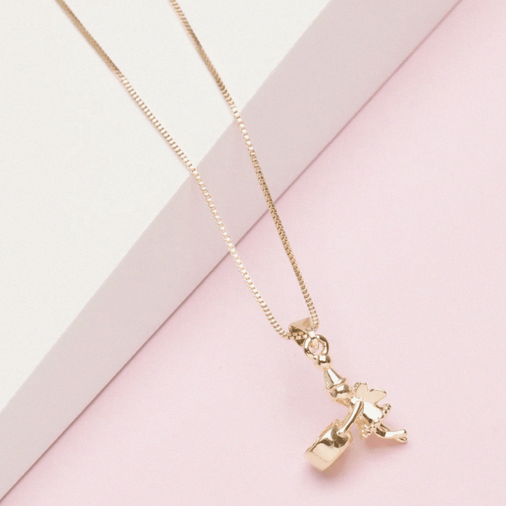 Colar Gargantilha Corrente com Pingente Fada Do Dente Banhada Folheada Ouro 18k