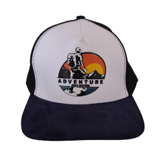 Boné Gorro Trilha Adventure Wild Nature Aba Reta Premium Camurça Azul Marinho Auto Furado a Laser Trucker Emborrachado