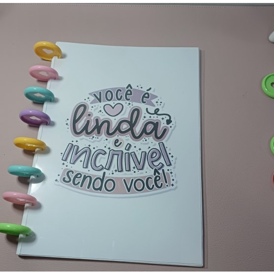 CADERNO INTELIGENTE/CADERNO DE DISCO - CADERNO CAPA FRASES (8 discos - 21 x 14,8cm) - 2 capas flexíveis