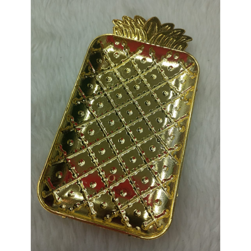 mini petisqueira de plastico em forma de abacaxi dourado pacote com 10 unidades 12 x 7 centimetros