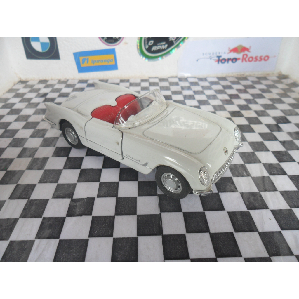 Miniaturas de carros com defeitos Corvette 1953 Chevrolet 3100 Jaguar E Cabriolet Fusca conversível F100