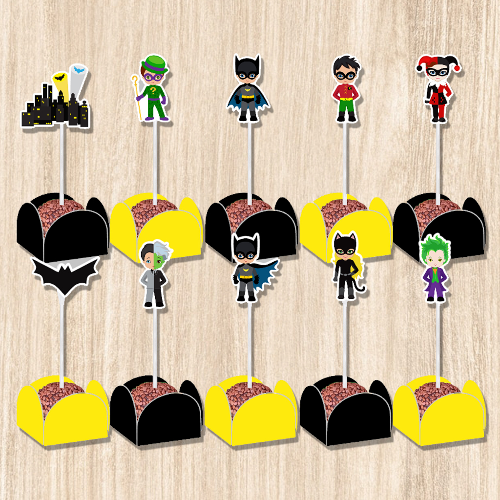 50 FORMINHAS 4 PETALAS E 50 TOPPERS PARA DOCE FESTA BATMAN ARLEQUINA CORINGA CHARADA ROBIN CHARADA MULHER GATO