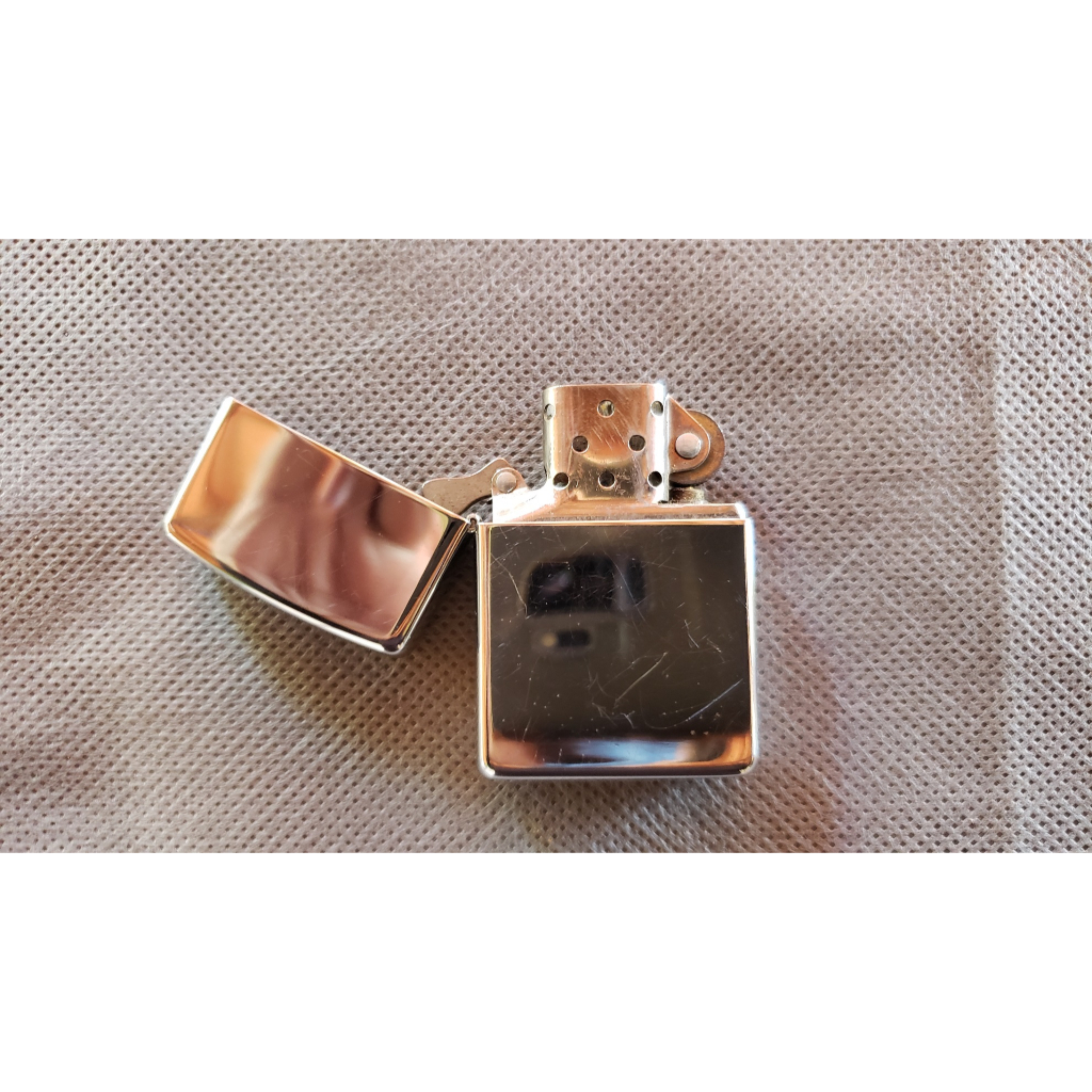 Isqueiro Zippo anos 90