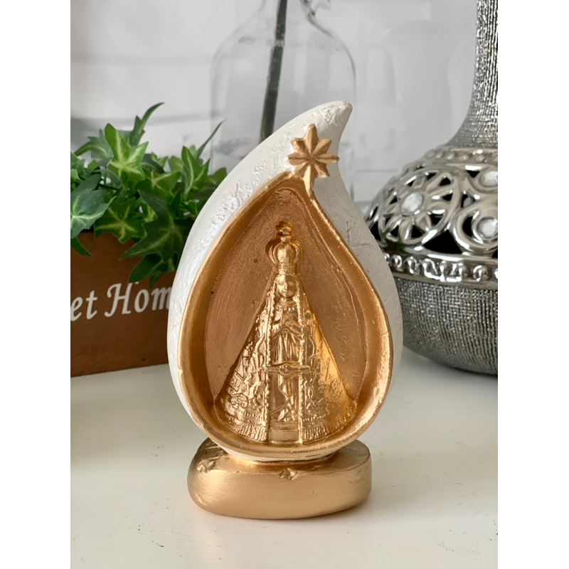 imagem nossa senhora aparecida 15 cm manto branco pérola dourado gesso lembrancinha