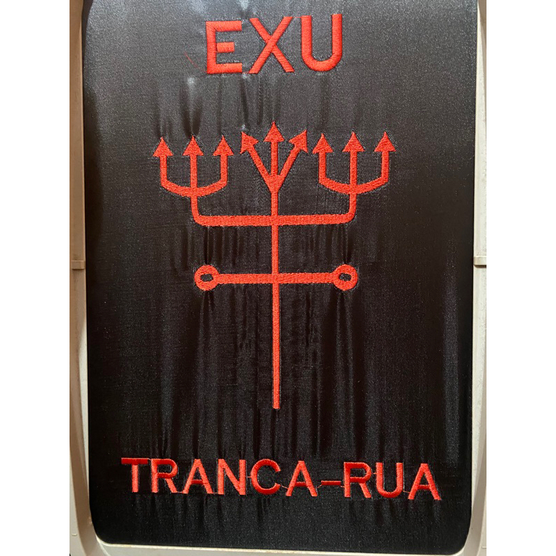 capa de Exú Tranca Rua umbanda candomble