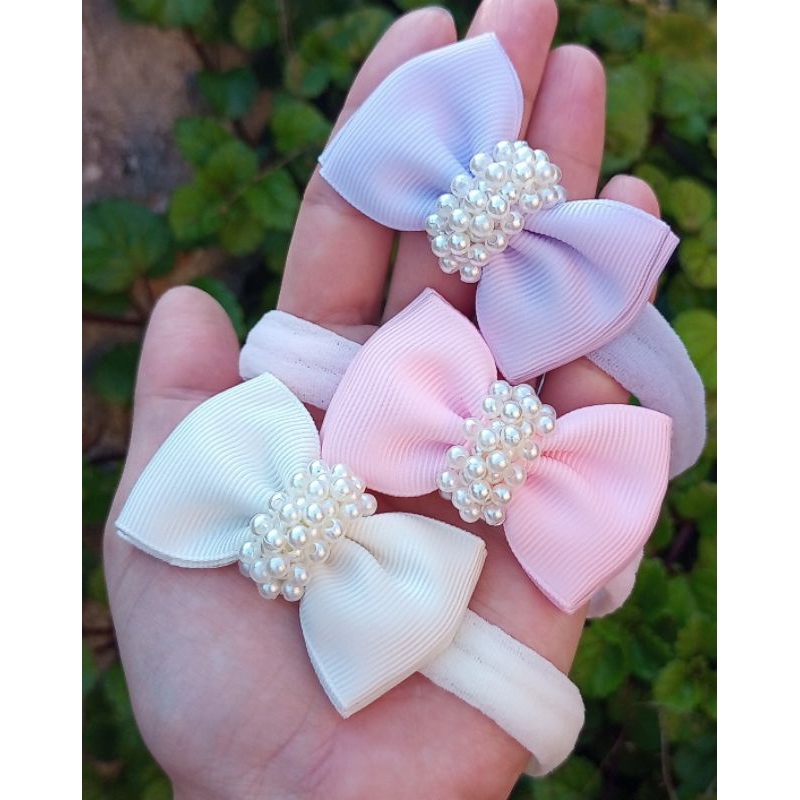 kit com 3 faixas de cabelo para bebê RN lacinho pequeno bordado com pérolas em Oferta na Shopee