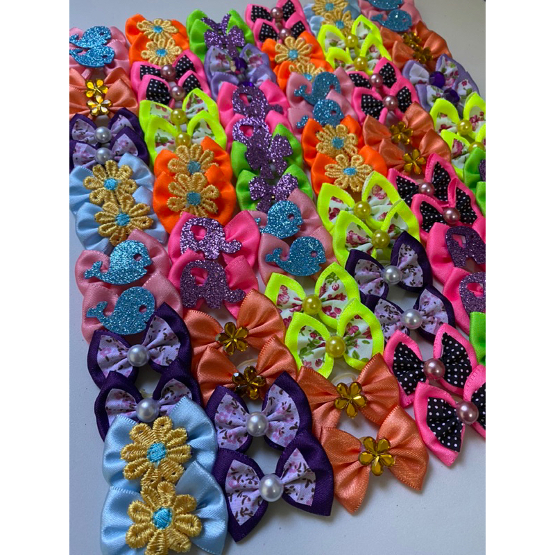 50 lacinhos pet mix cores variadas grande cachorro, caes laço banho e tosa em Oferta na Shopee