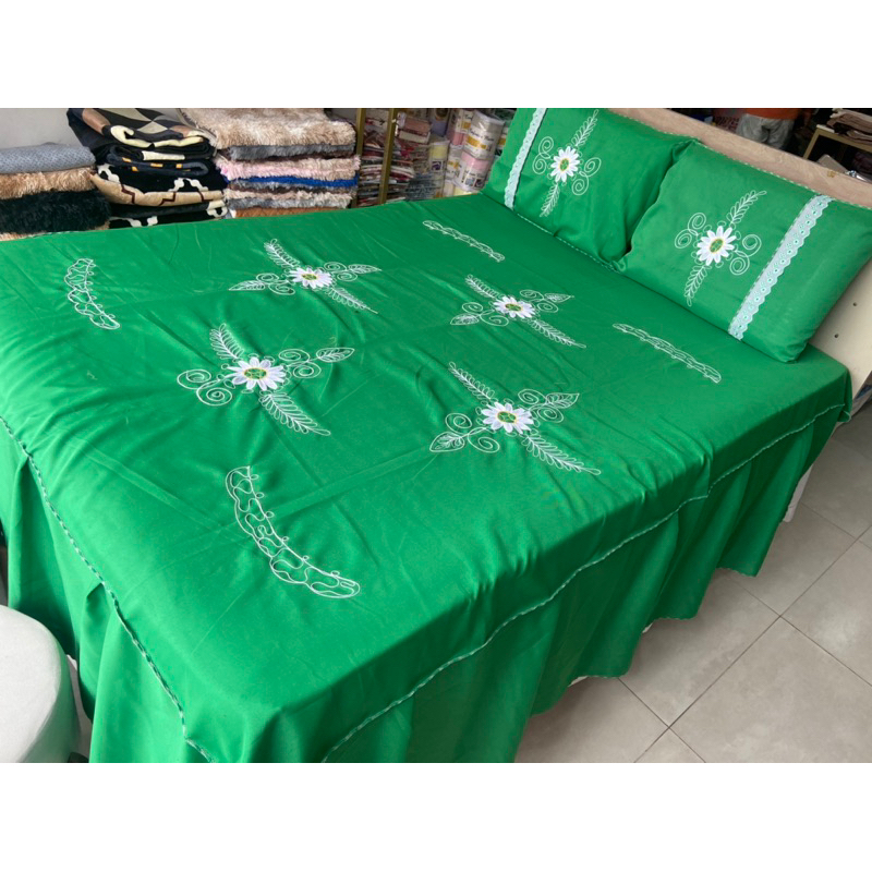 Colcha Bordada Casal Box com Fronhas 2,50m x 2,60m Tobias Barreto Sergipe