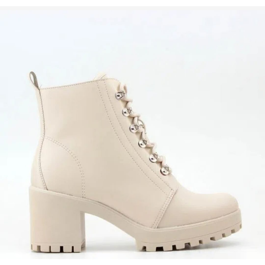 Bota Coturno Feminina Preta Ramarim Tratorada Salto Grosso Cano Médio Plataforma Confortável Estilosa Presente