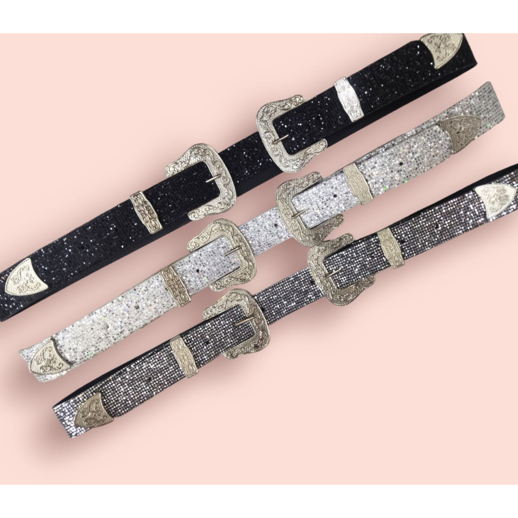CINTO COM DUAS FIVELAS COM BRILHO em Oferta na Shopee