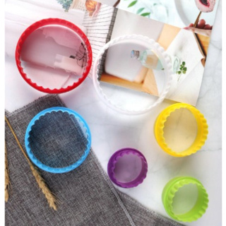 Kit Cortador Molde Redondo Babado Frisado 5 Peças Biscuit Biscoito Pasta Americana Confeitaria em Oferta na Shopee