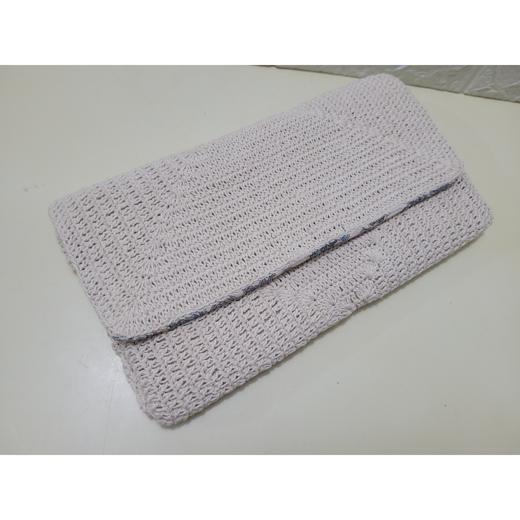 Bolsa clutch bege croche forrada 30x17x 3cm usado bom estado