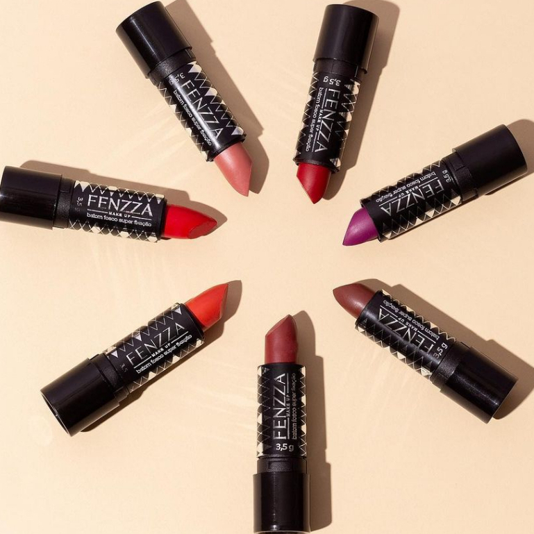 Batom em Bala Fosco Super Fixação Fenzza Makeup - Maquiagem Bastão