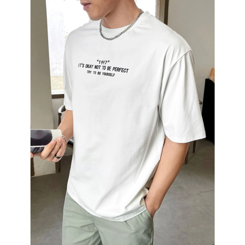 Camiseta Its Okay Esta Tudo Bem Frase Aesthetic Oversized Ombro Caido Top