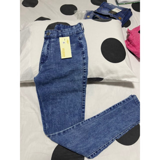 calça jeans feminina com lycra coladinha trabalho basica