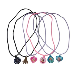 Kit com 3 pares de colares elásticos com pingente tema para meninas em Oferta na Shopee