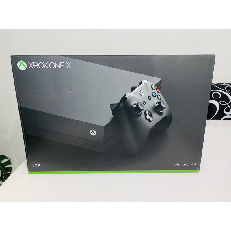 Xbox One X 1tb 4K com 26 jogos e 1 mês de Game pass