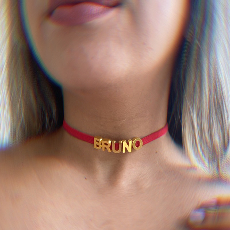 Gargantilha Personalizada Com Nome Letras  ( choker) Letras Em Plástico Com Regulagem.