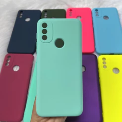 Capa Capinha Silicone Motorola Moto E20 Aveludada