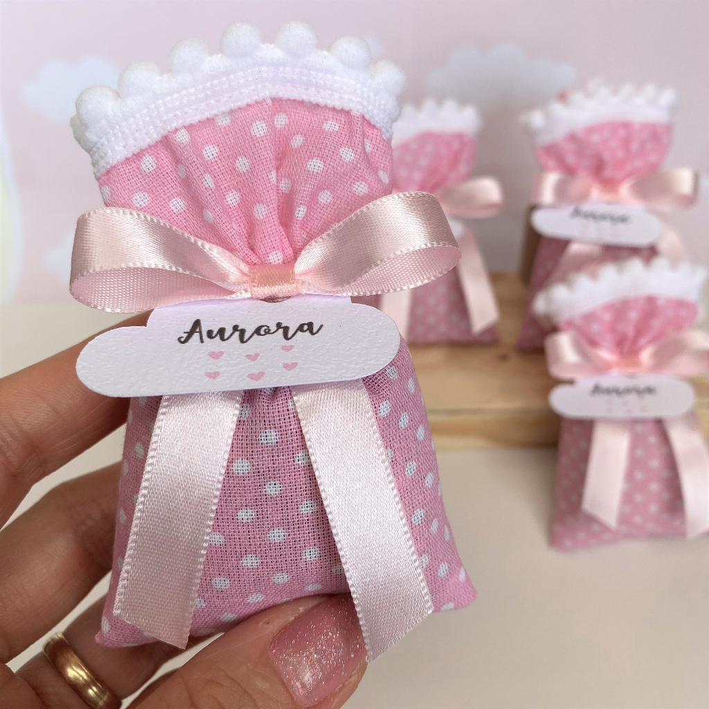 Kit Sachê Perfumado Personalizado Lembrancinha Luxo com Nome | Aniversário Maternidade Chá de Bebê | Poá Delicado