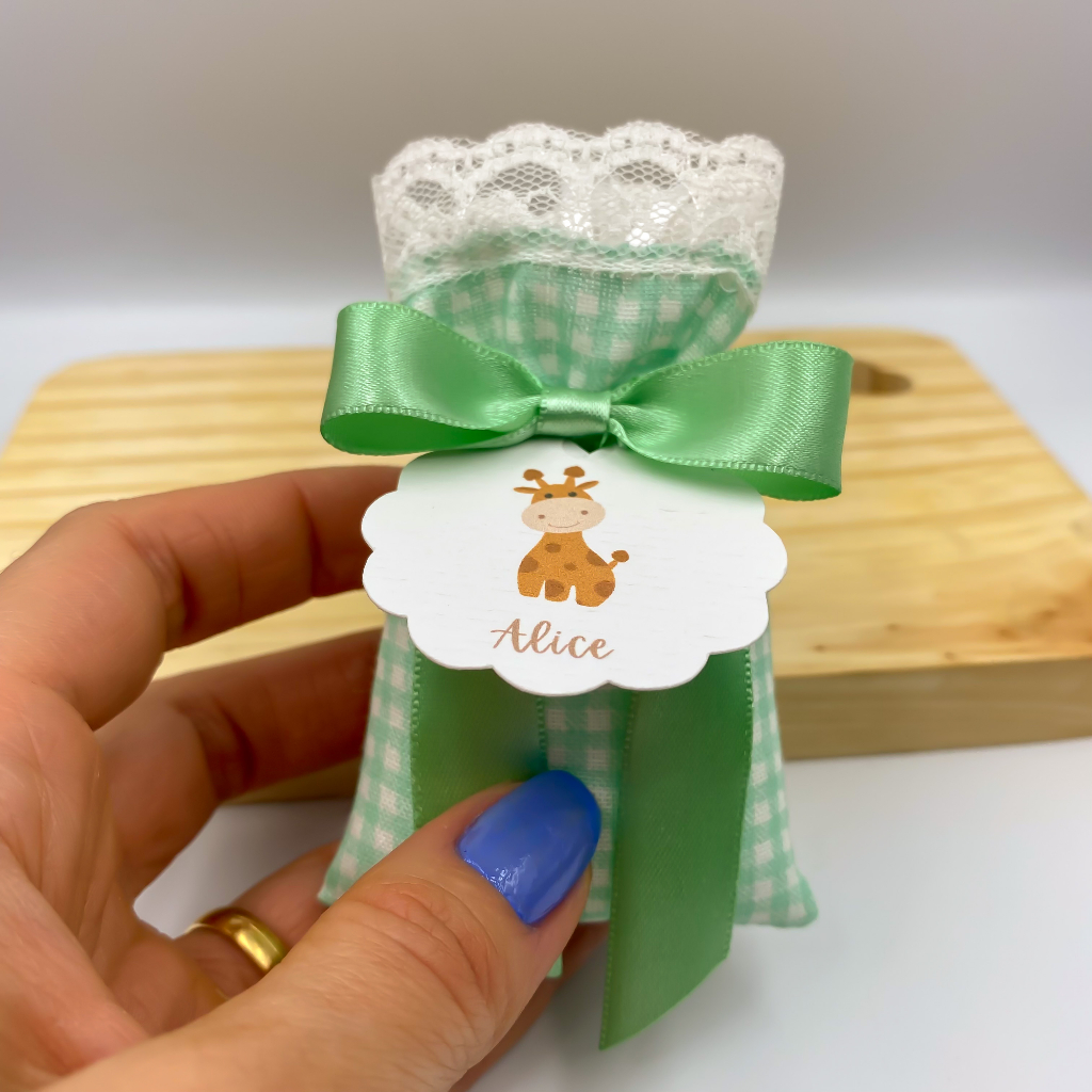Kit Sachê Perfumado Personalizado Lembrancinha Luxo com Nome | Aniversário Maternidade Chá Bebê | Girafinha | Exclusivo