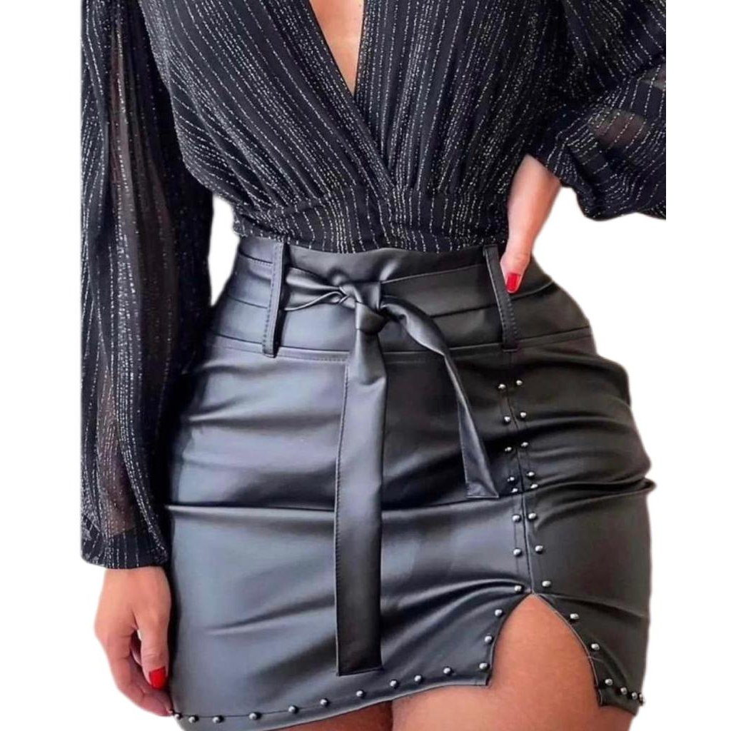 Saia Couro Courino Cravejados Com Fenda Lateral e Laço 6 em Oferta na Shopee
