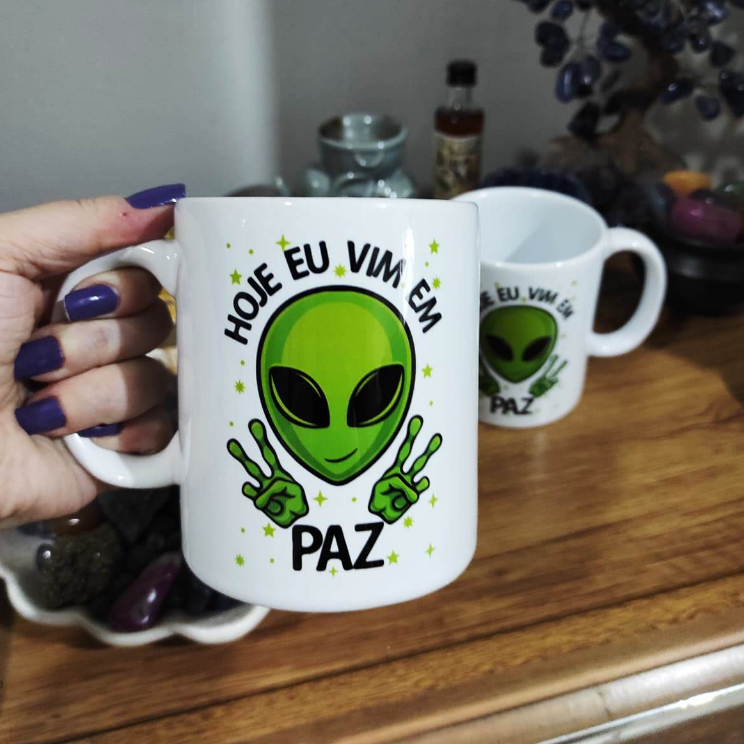 Caneca de Cerâmica ET Alien Hoje eu vim em Paz