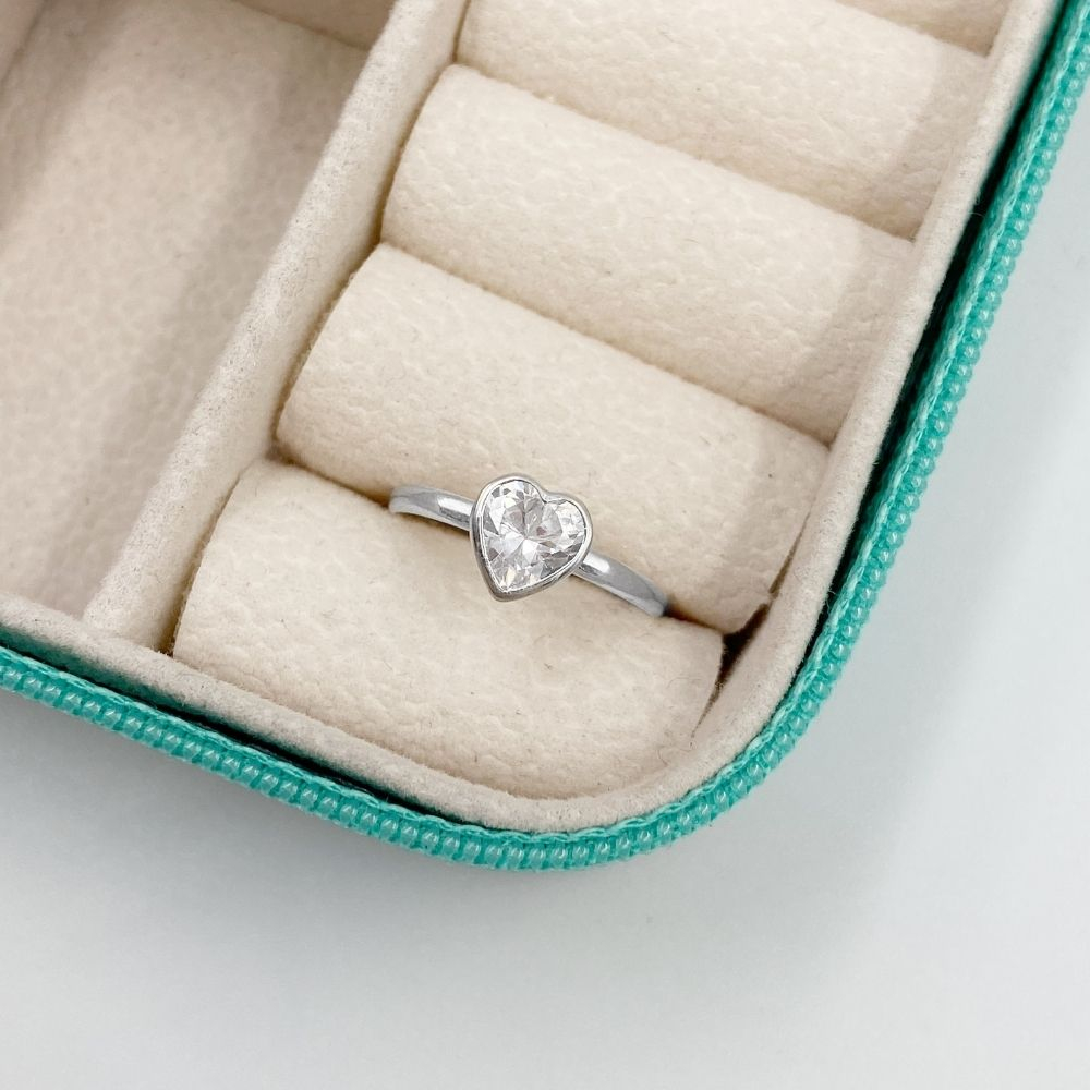 Anel Prata 925 Solitário Coração Zircônia em Oferta na Shopee