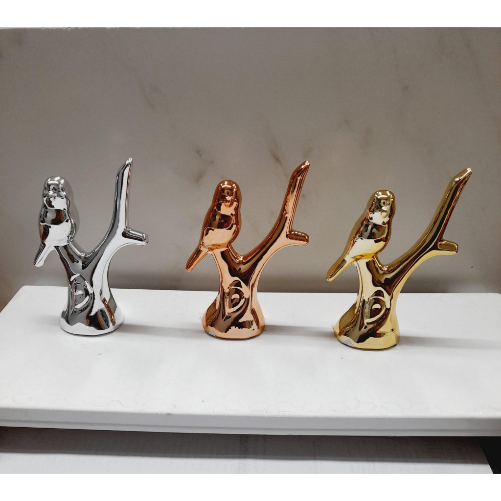 Enfeite De Pássaros no Tronco Decorativo Porcelana - HD81309 em Oferta na Shopee