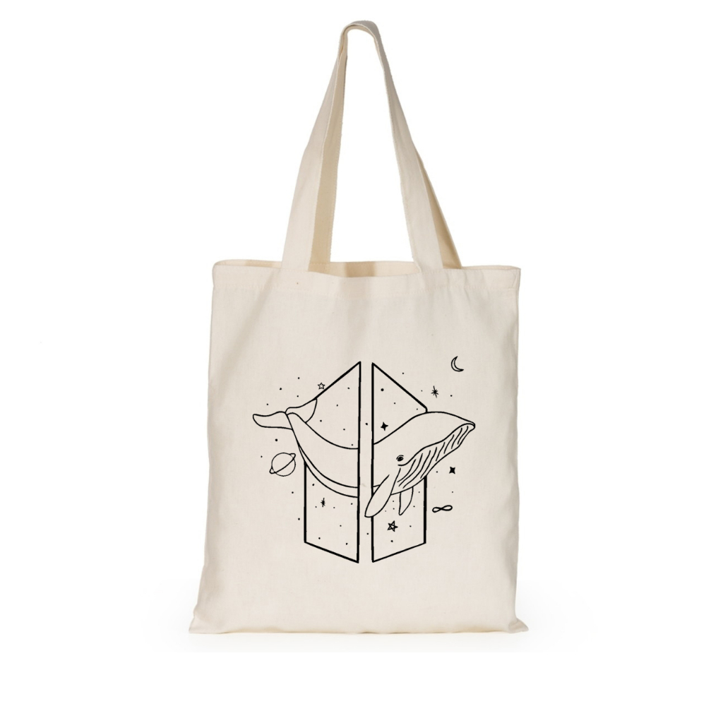 Bolsa Sacola Ecobag Algodão BTS + Chaveiro BTS em Oferta na Shopee