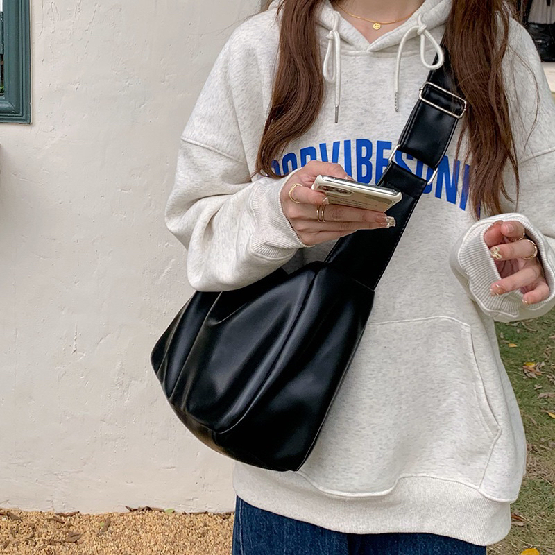 bolsa hobo minimalista 8631 em Oferta na Shopee