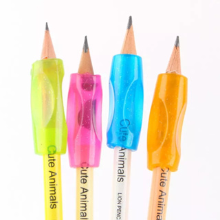 KIT 4 UN Apoio Adaptador Escrita Pega Lápis Engrossador em Oferta na Shopee