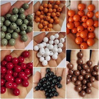 Bolas leitosas 12MM para montagem de colares,pulseiras e outros acessórios . em Oferta na Shopee