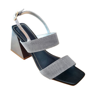 Sandália Feminina Bico Quadrado Salto Bloco Alto Pirâmide Grosso Moda Tiras Metalizada Original Fashion
