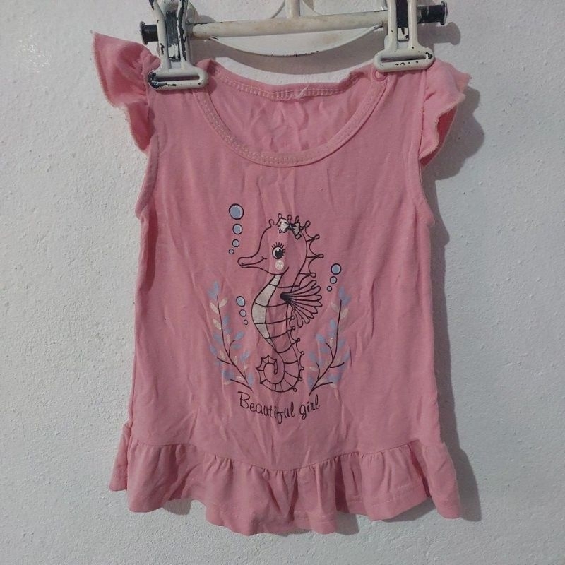 Blusa rosa infantil  usado beatiful usada tamanho 1
