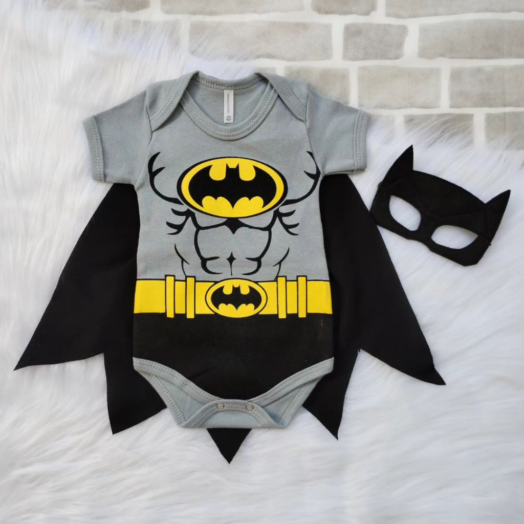 Roupa Roupinha Personalizado Kit Body Com Capa Do Batman  Cinza + Mascara Fantasia Para Mesversario