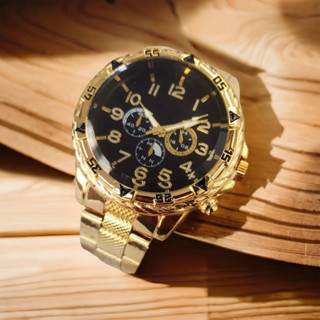 Relogio Masculino Dourado com fundo preto aço homem