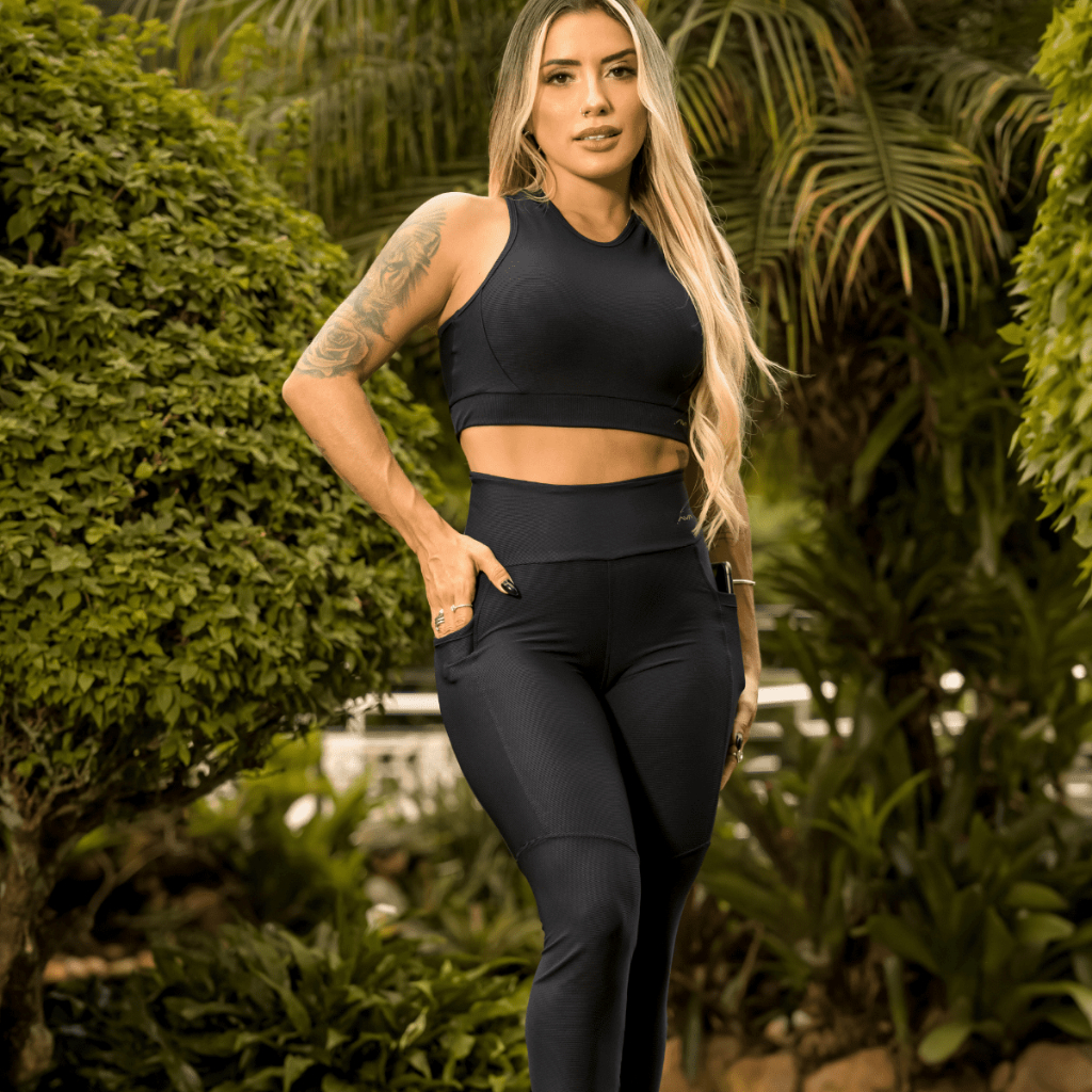 Calça Legging Feminina Tecido Canelado Bolso Lateral AVA Fitness em Oferta na Shopee