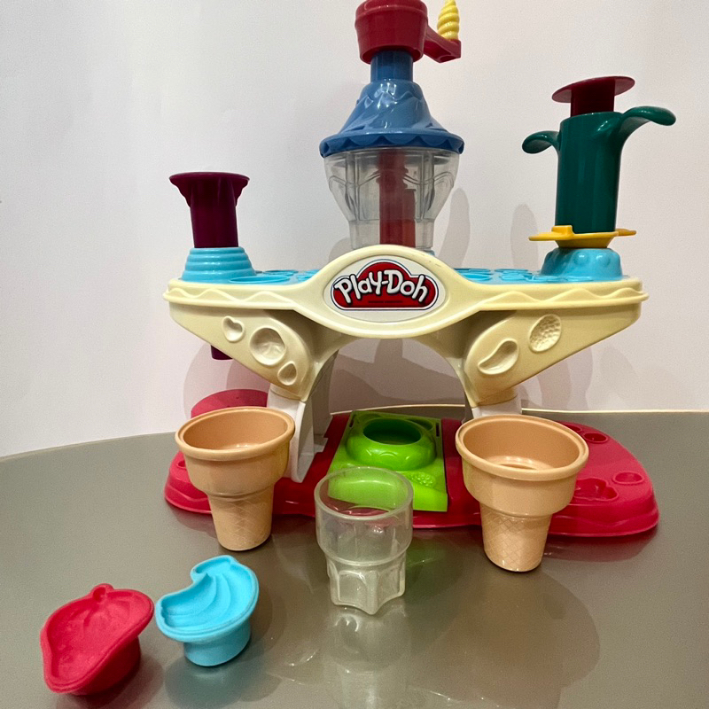 Play Doh Swirling Shake Shoppe