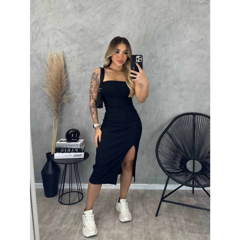 Vestido Midi Fenda Tomara que Caia Canelado - Elegância e ousadia unidas em uma peça!