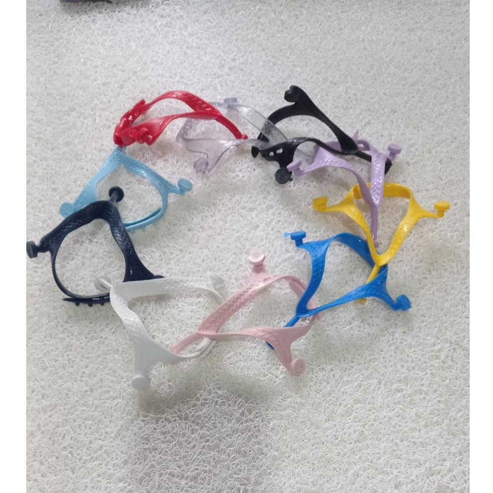 Tiras infantil com proteção de calcanhar.