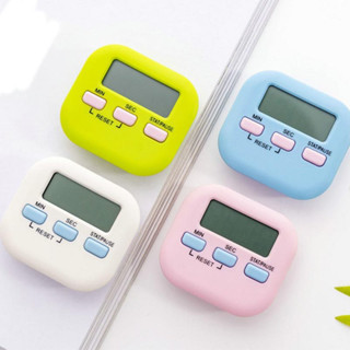 Timer Cronômetro Digital De Cozinha Com Imã De Geladeira e Alarme (Cor aleatória) 6124