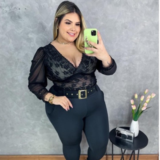 Conjunto feminino moda maior plus size calça croppd e cinto