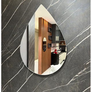Espelho Decorativo Gota Orgânico Em Vidro 60X43 CM Lapidado