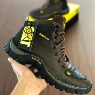 BOTA MASCULINA CATERPILLAR PARA USO NA MOTO OU EM TRILHA SUPER RESISTENTE em Oferta na Shopee