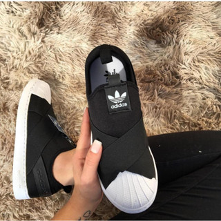 TENIS SLIP ON CASUAL FEMININO CALCE FACIL SEM CADARÇO TENDENCIA PRETO BRANCO BLOGUEIRA