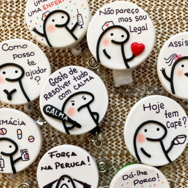 Porta-crachá Retrátil Flork Bentô Biscuit Personalizados em Oferta na Shopee