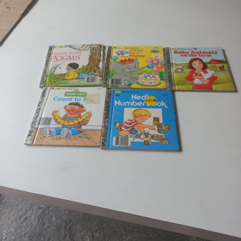 Livros my little book of poemas 5 Livros usados em inglês.